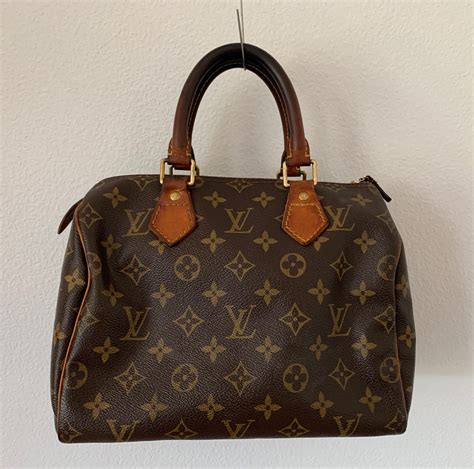 old Louis Vuitton purses